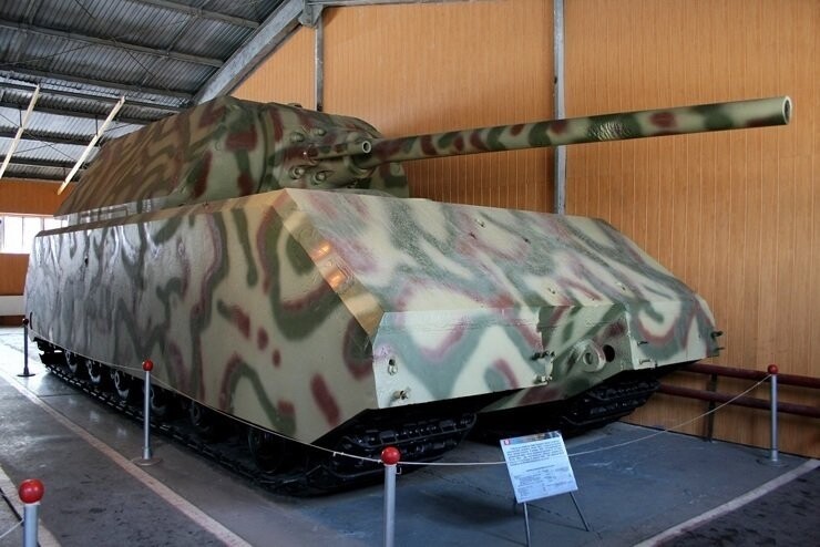 4.Panzerkampfwagen VIII «Maus»