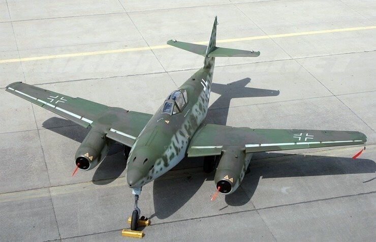 2.Messerschmitt Me.262