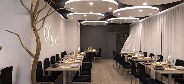 В Париже открылся ресторан для нудистов