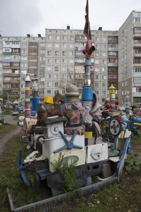 Уникальная детская площадка в Барнауле