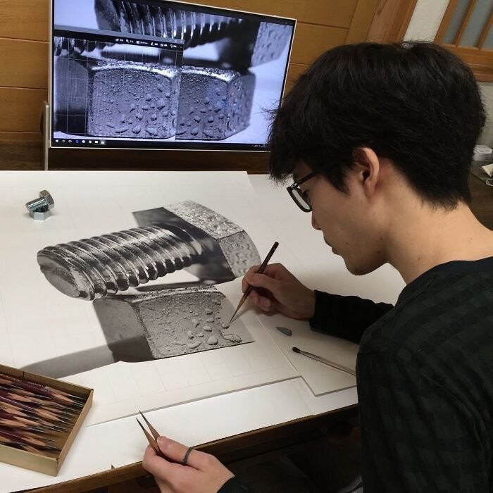 Этот японский художник создает карандашные рисунки, которые выглядят невероятно реалистично