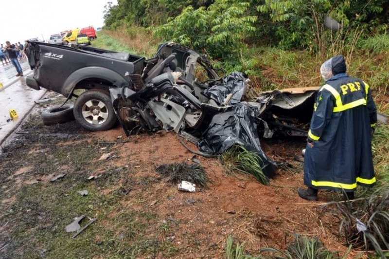 Три пассажира пикапа погибли в Бразилии