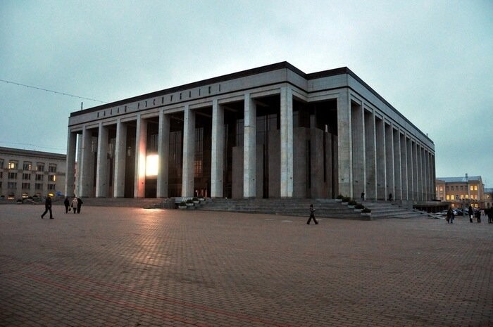 Сатанинская архитектура