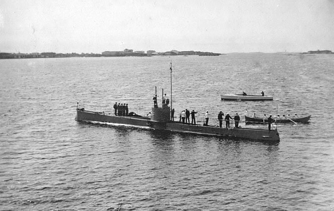 12.Подводная лодка «Минога» (спуск на воду – 1908 г) Россия