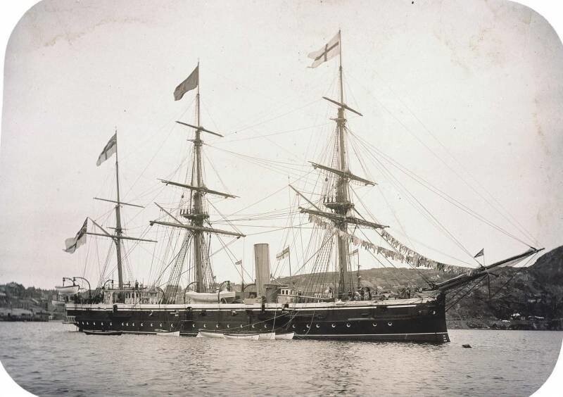 9. Бронепалубный крейсер «Комюс» (1878 г), Великобритания