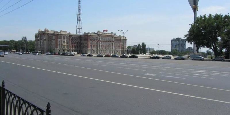 Движение по Театральной площади Ростова будет закрыто на месяц