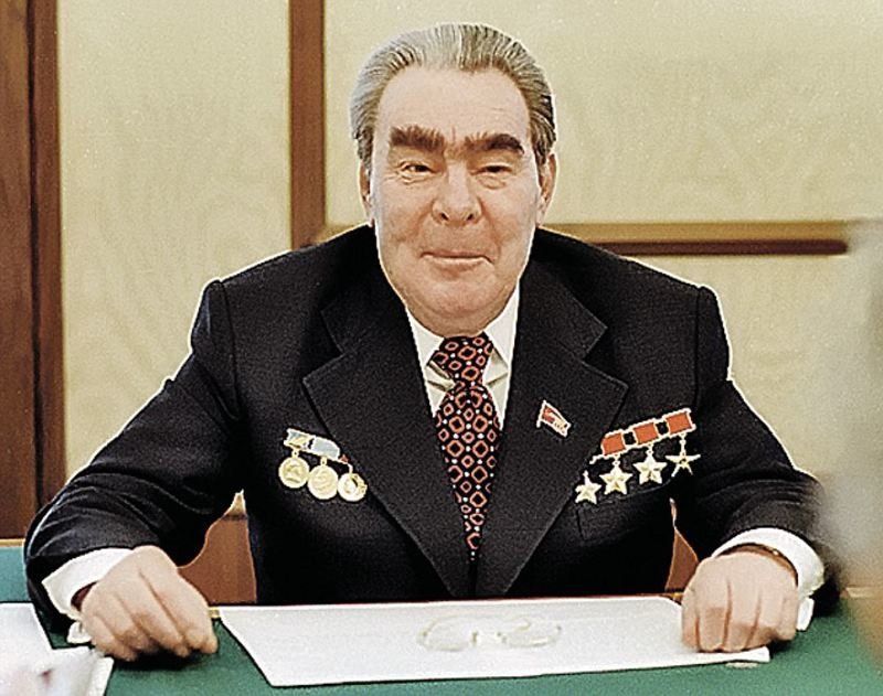 И построили коммунизм, всем теперь хорошо, всё бесплатно, всё по потребности