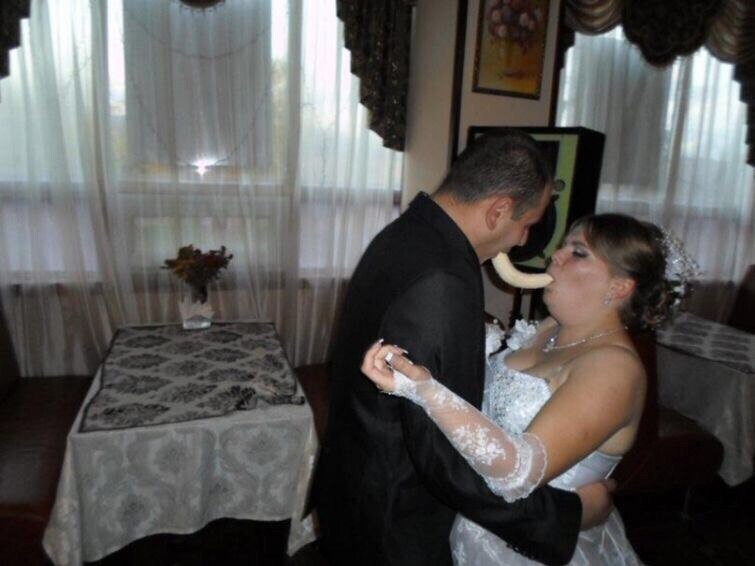 Свадебные фотографии, которые стоит спрятать подальше от всех