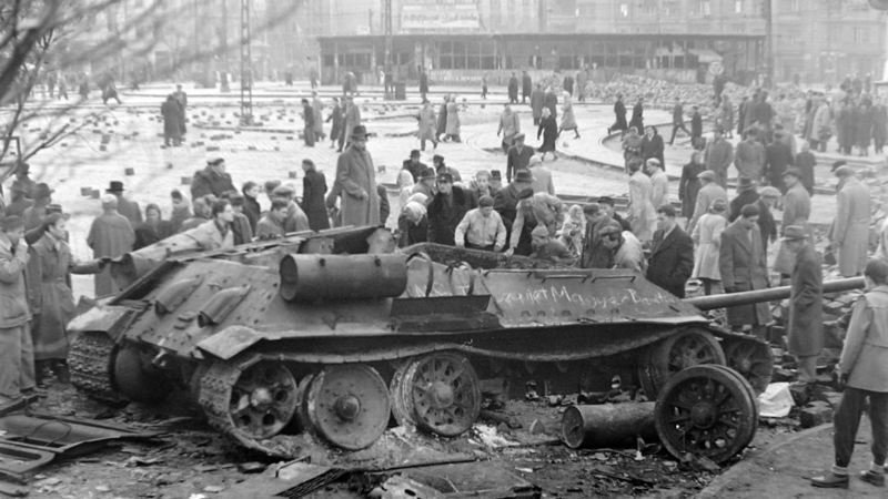 Венгерские фашисты сжигали заживо десятки людей: что на самом деле происходило в Будапеште в 1956-м