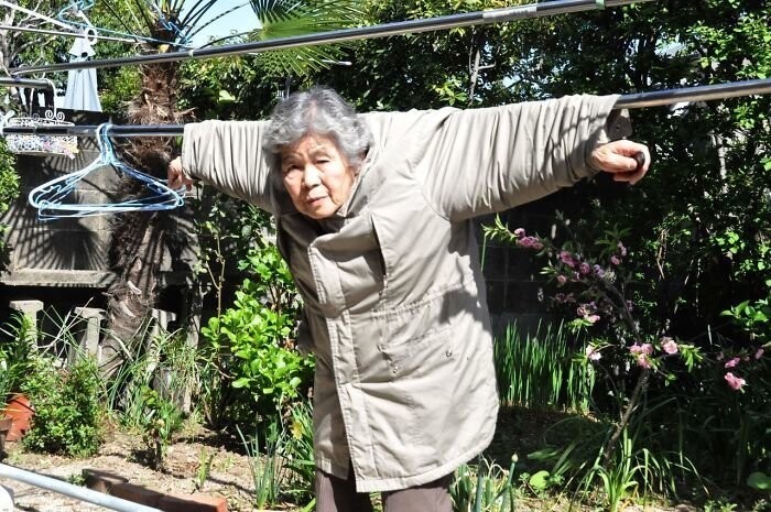 Японская фотохудожница открыла для себя фотографию в 72 года