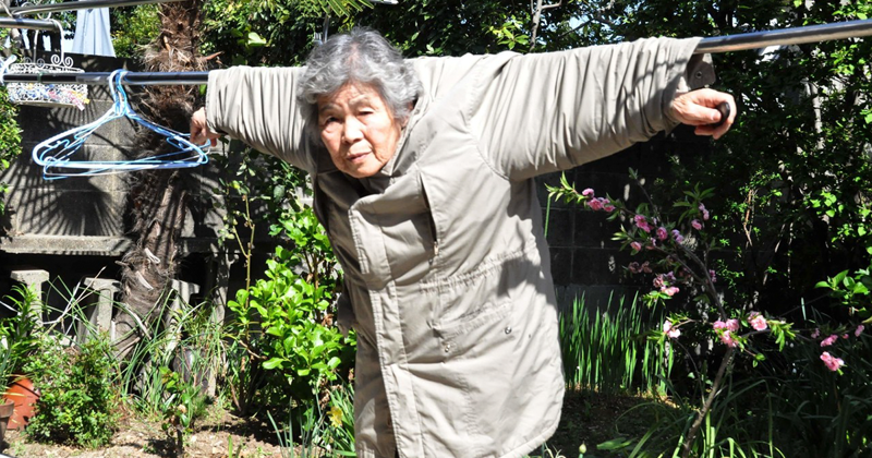 Японская фотохудожница открыла для себя фотографию в 72 года