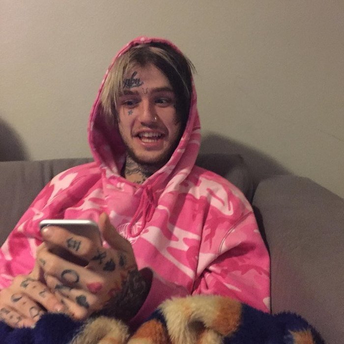 Репер Lil Peep умер в прямом эфире Instagram* от наркотиков