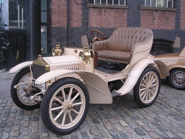 10.Rolls-Royce 10 hp 1904 г.