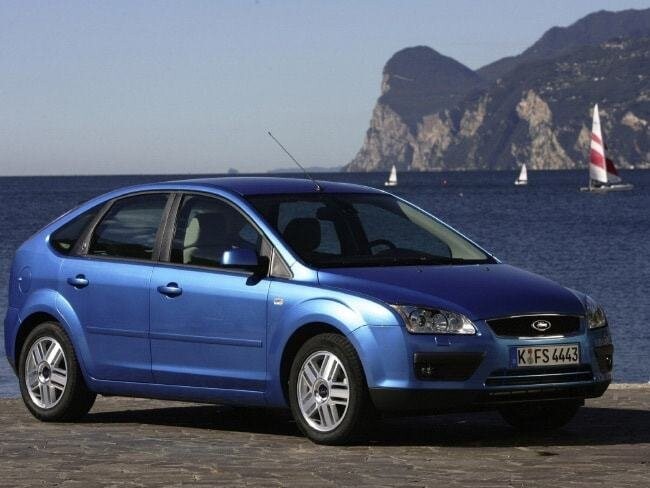 9 Ford Focus II 