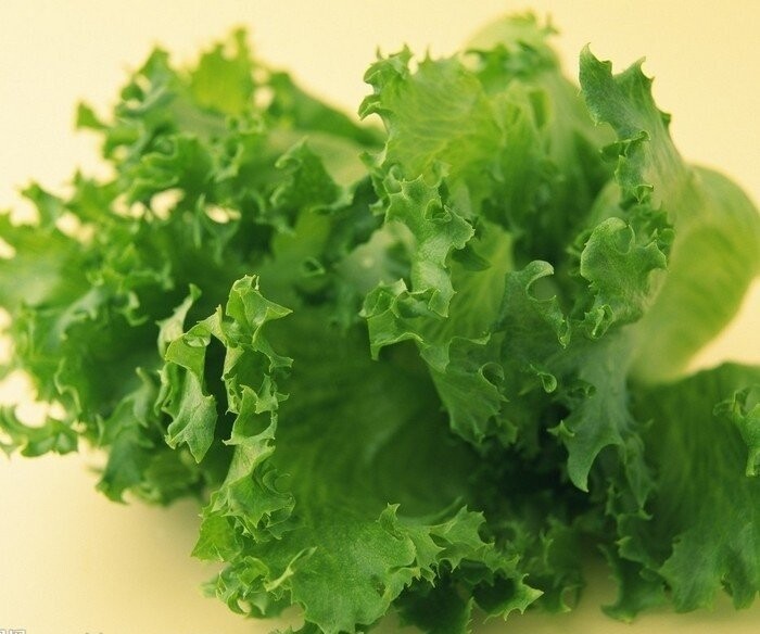 2. Зеленый салат 