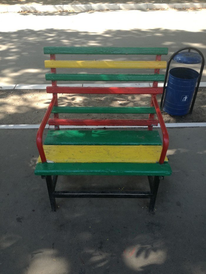Другие варианты скамеек для тех, кто не любит общество
