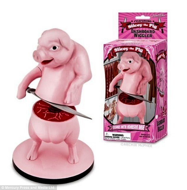 Описание игрушки на сайте: "Slicey the Pig знает, насколько он вкусный, и уже хочет поделиться с вами"