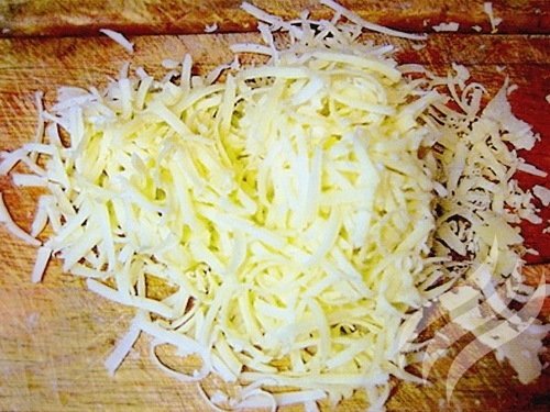 Сметанный соус с сыром