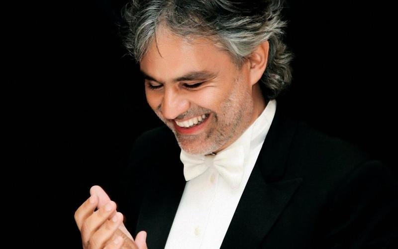 Andrea Bocelli ,«Con te partirò»