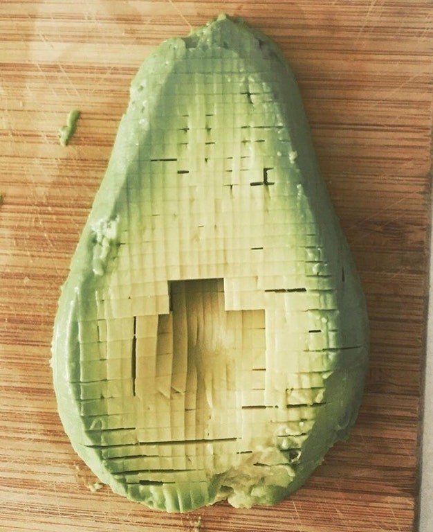 Этот авокадо словно вырезан на 3D-принтере