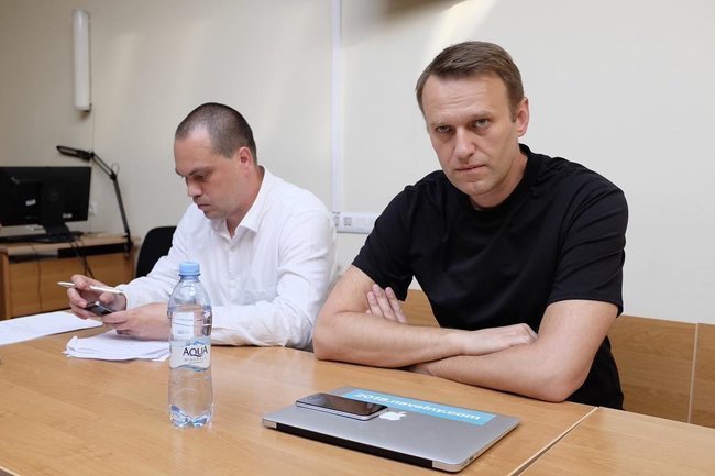 Минутка прозрения: сторонник отсудил у Навального 50 тысяч рублей