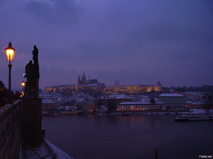 Старая Прага в сумерках
