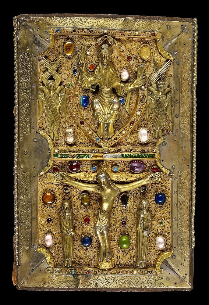 Ювелирная обложка с литой фигурой Христа на серебряном и золотом фоне с драгоценными камнями. Последняя треть одиннадцатого века. На латыни, между 1051 и 1064 годами, для Джудит Фландрии (1032-1094)