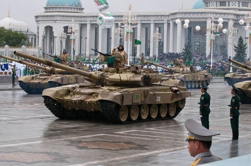 Основной танк Т-90. Лидер международного рынка