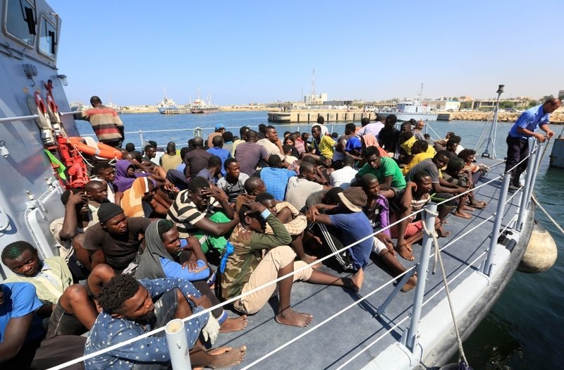 Мигрантами из Западной Африки открыто торгуют на рынках по всей Ливии
