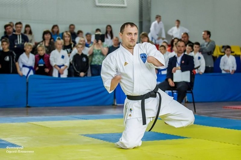Житель Таганрога без рук и без ног стал чемпионом мира по карате