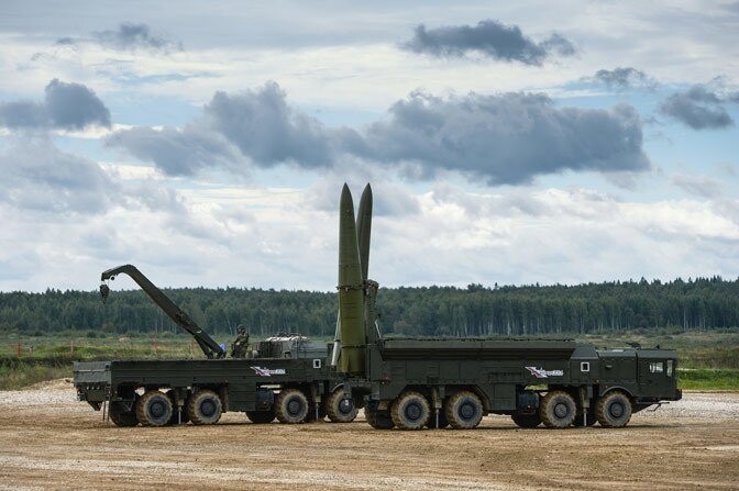 «Камень» в огород НАТО: почему «Искандер» называют самым грозным российским оружием?