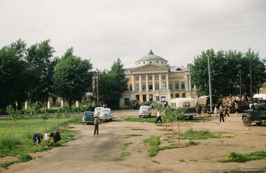Останкинский дворец на севере Москвы