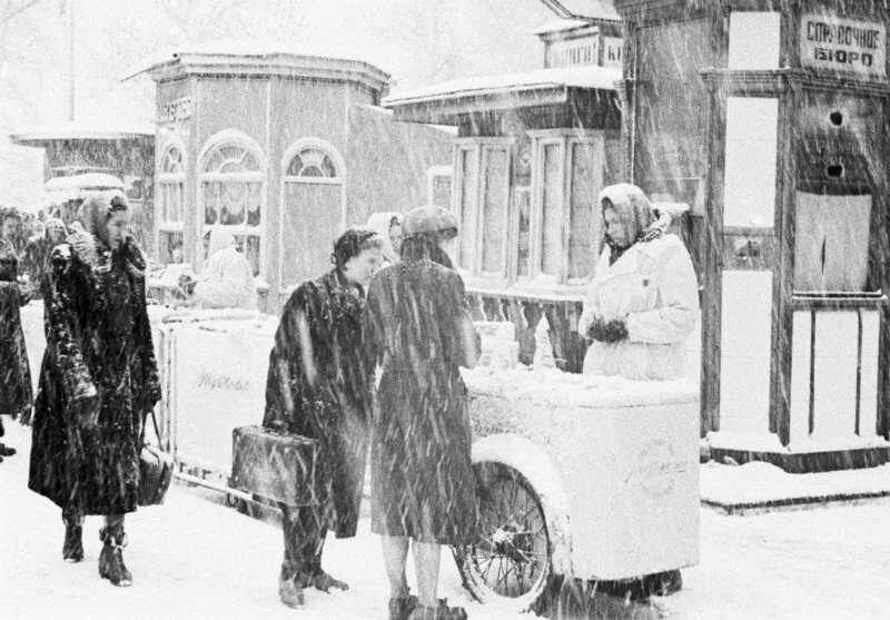 Политические коментарии соцсетей - 335
