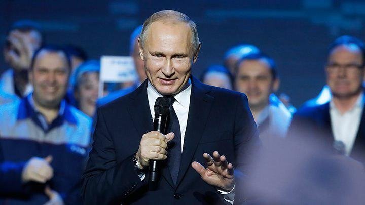"Президент двух стран сразу?". Реакция мира на выдвижение Путина в президенты-2018