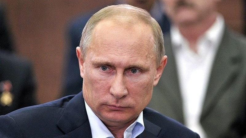 Политолог: давление на Россию сплотит общество вокруг Путина