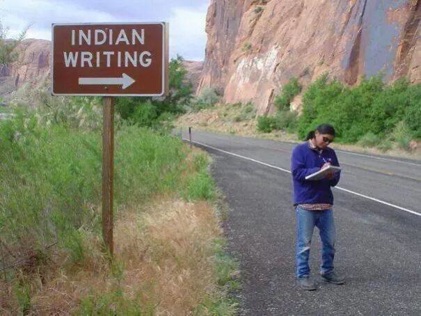 Там показывают индейские письмена? А зачем так далеко? Вот же они!
