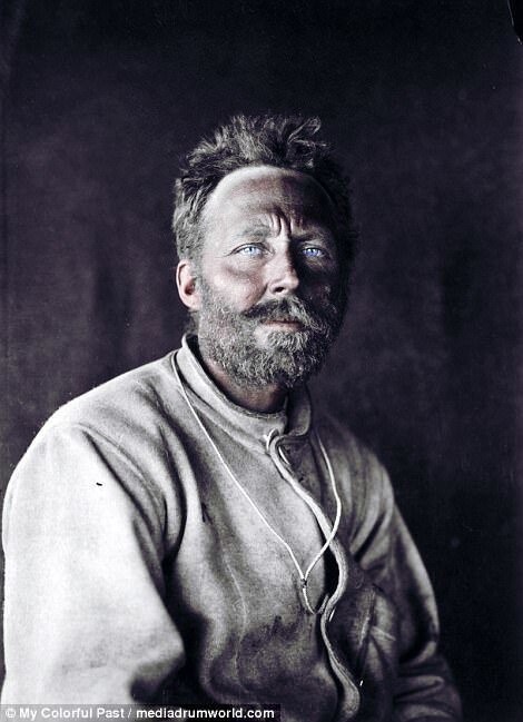 Сесил Мирз - интересный участник той же экспедиции Скотта, занимавший должность переводчика с русского языка. По неизвестной причине, Мирз уволился из штата экспедиции, и в 1912 году покинул Антарктиду.