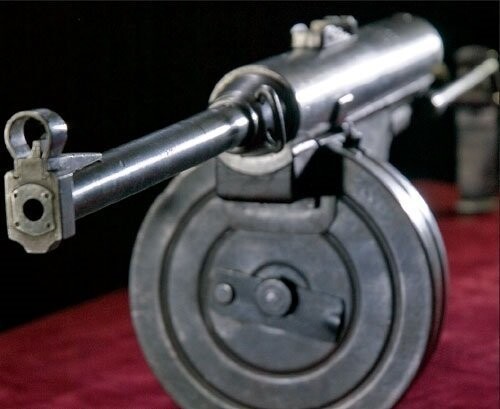 Пистолет-пулемет конструкции В. Н. Долганова