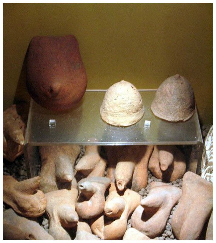 Коллекция эротических и сексуально откровенных находок из Помпеи, находится в Национальном археологическом музее Неаполя