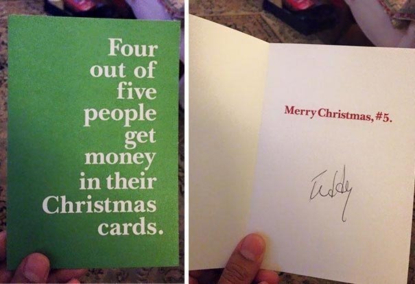 "4 из 5 людей дарят деньги в их рождественской открытке"