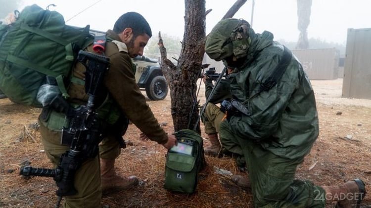 Израильских солдат вооружили армейскими смартфонами