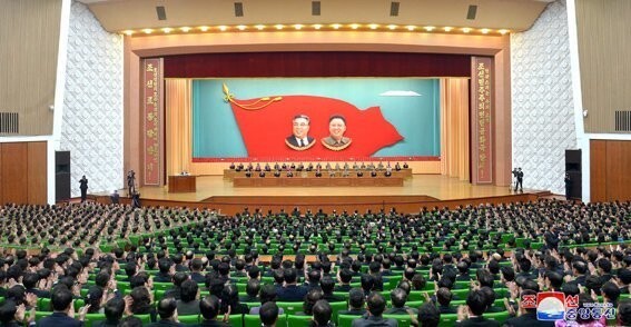24 декабря в Народном дворце культуры прошло центральное торжественное заседание