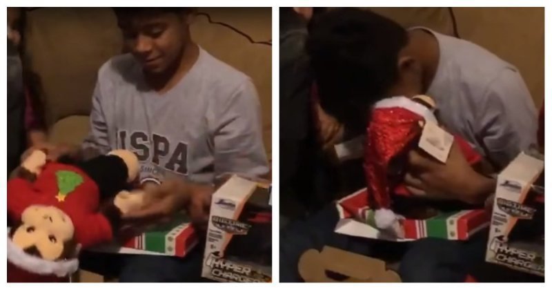 Отец подарил сыну на Рождество плюшевую игрушку  с голосом умершей мамы