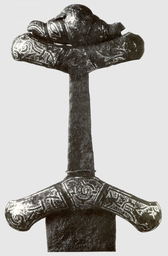 Мечи викингов из музеев Шотландии