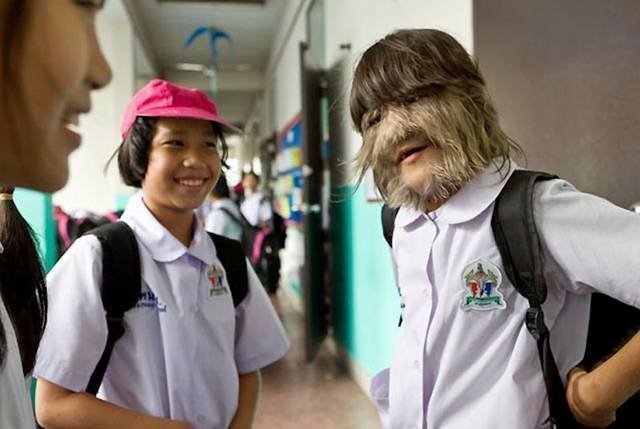 Самая волосатая девушка в мире из таиланда вышла замуж и теперь постоянно бреется