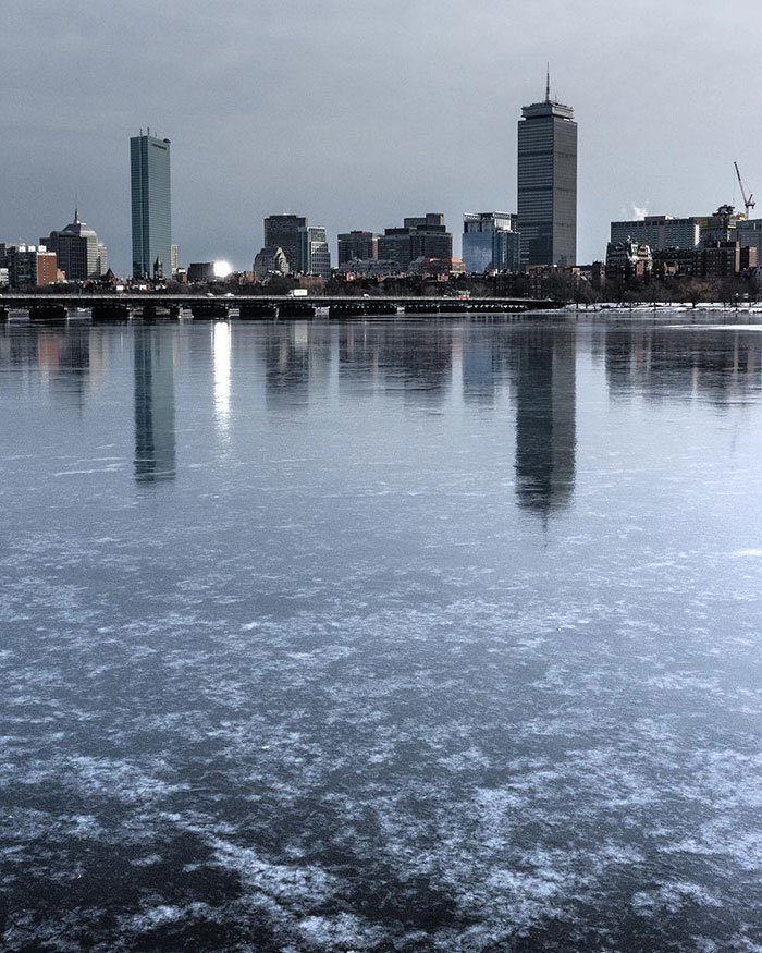 21. Бостон на льду