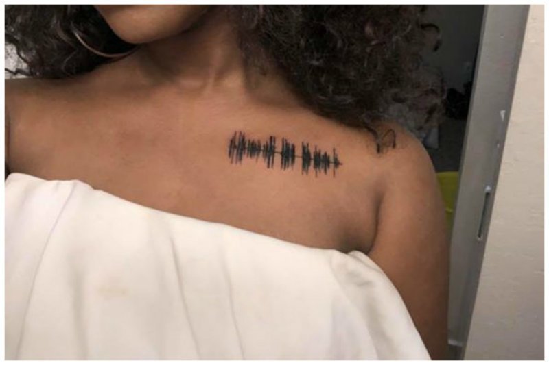 Жительница Чикаго сделала себе звуковое тату с голосом умершей бабушки