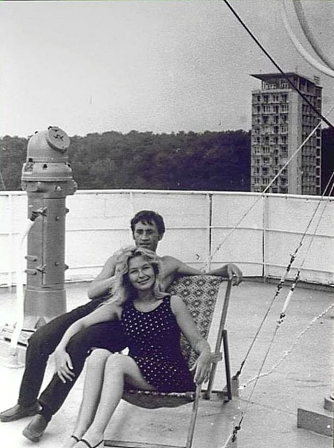 Владимир Высоцкий и Марина Влади во время круиза по Черному морю, август 1971 г.