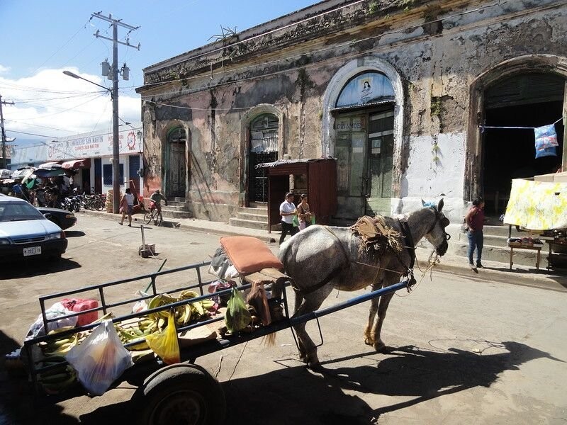 В нищем Никарагуа довольно много и вот такого транспорта: