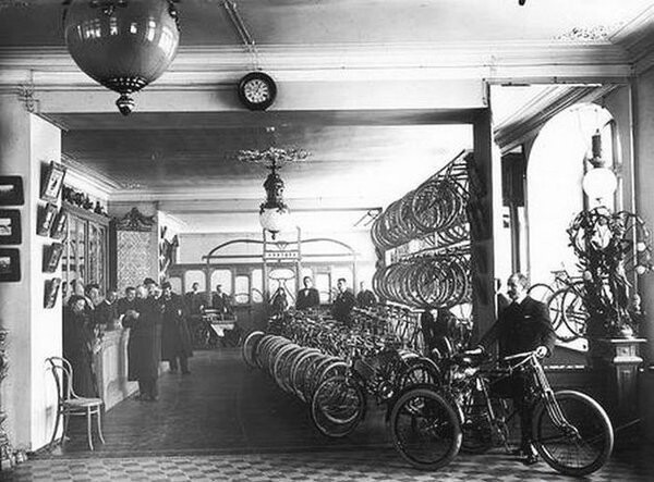 Торговый дом Победа. Торговля велосипедами. Санкт-Петербург. 1912 г.